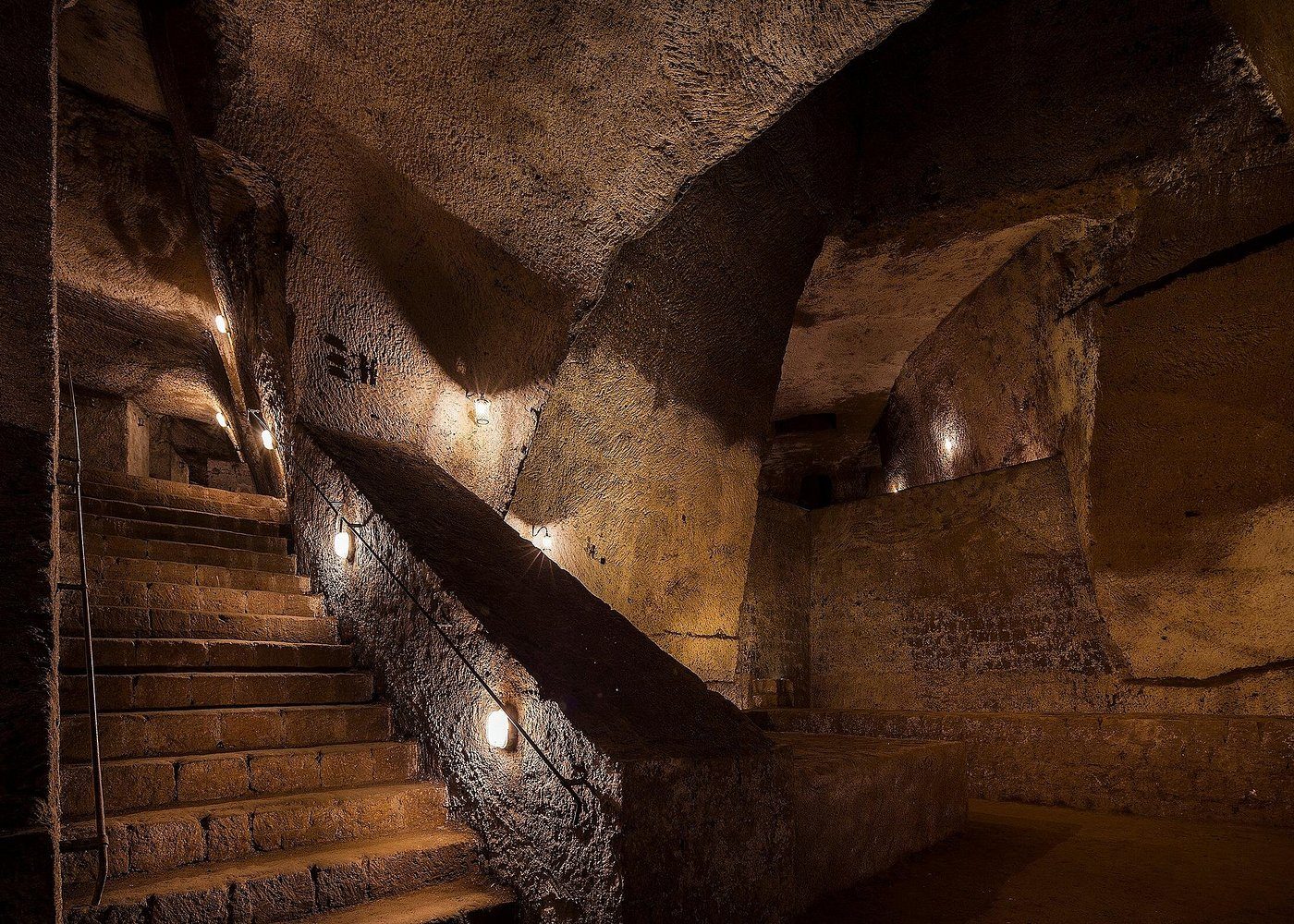 Bourbon Tunnel guided tour