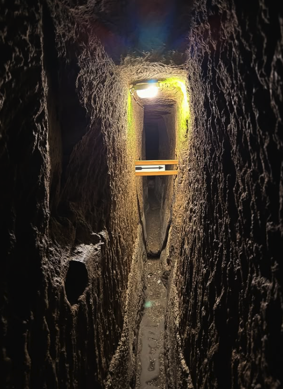 Tuff tunnels of the Naples Underground